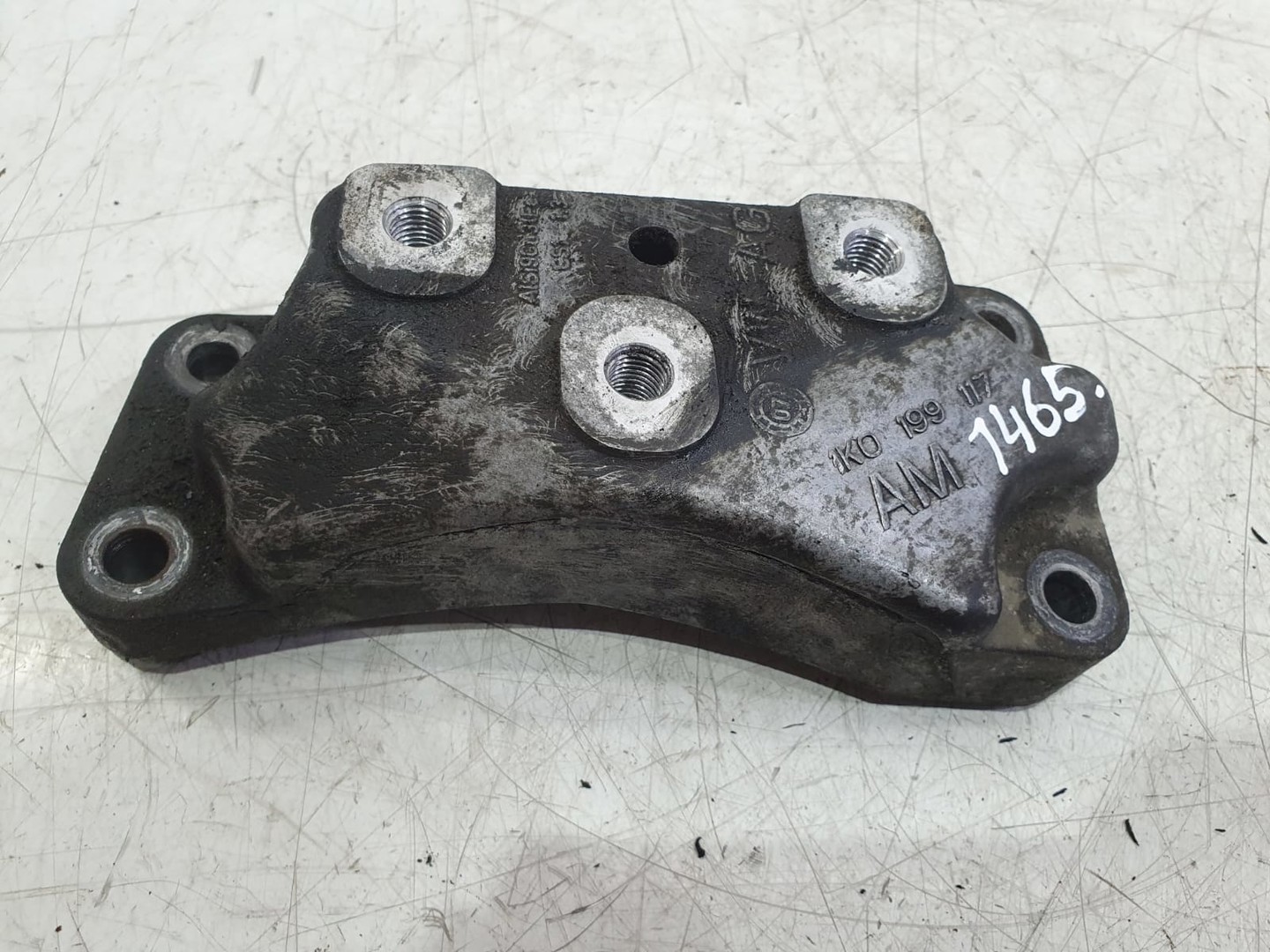 Suport cutie viteze 1k0199117 Volkswagen Passat B6 (2005 - 2010)