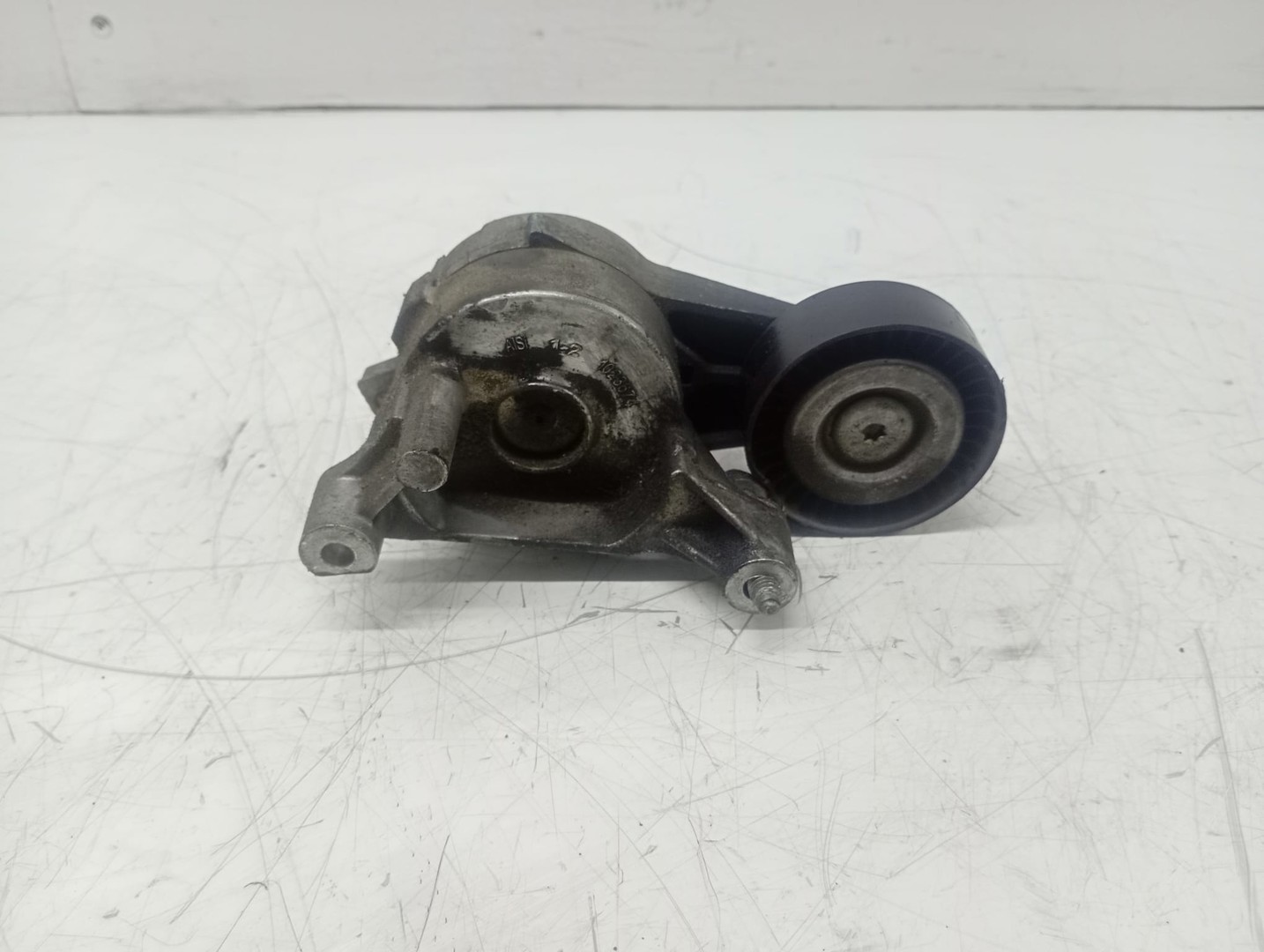 Rola intinzatoare 1023674 Volkswagen Passat B6 (2005 - 2010)