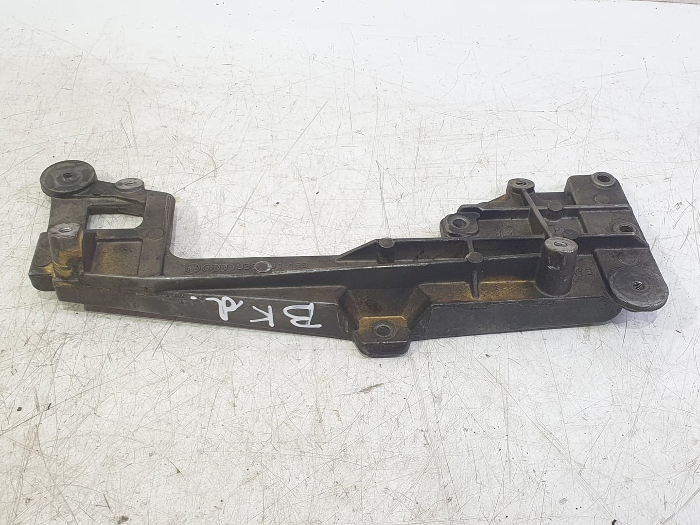 Suport motor 03G131159 Volkswagen Golf 5 (2003 - 2009)