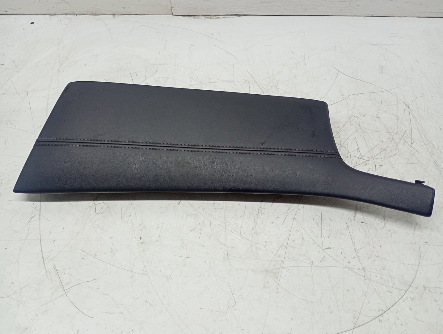 Ornament interior 682136fp0a Nissan X-Trail T32 (facelift) (2017 - 2020)