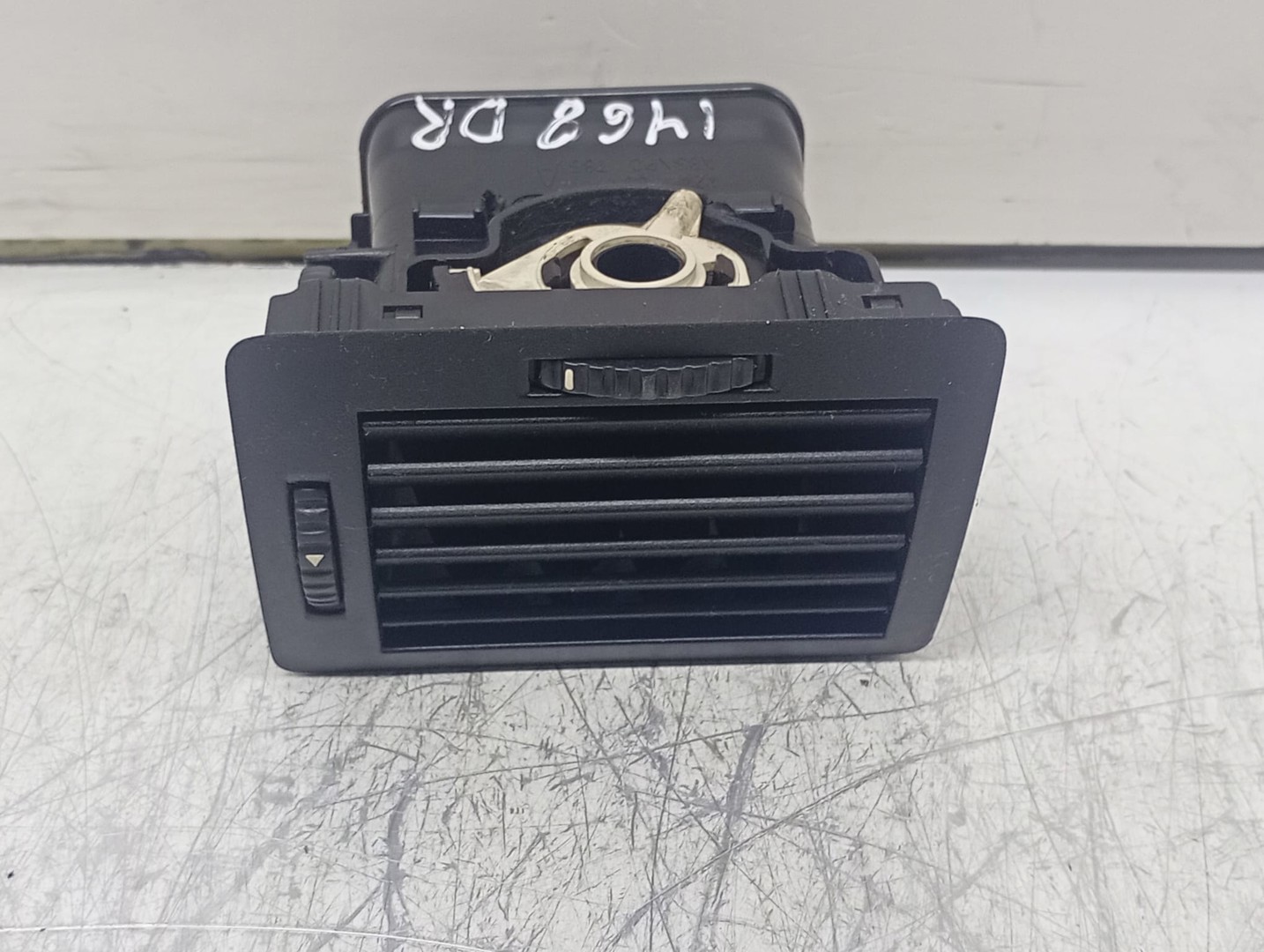 Grila ventilatie 6Y0819701 Skoda Fabia 6Y (1999 - 2004)