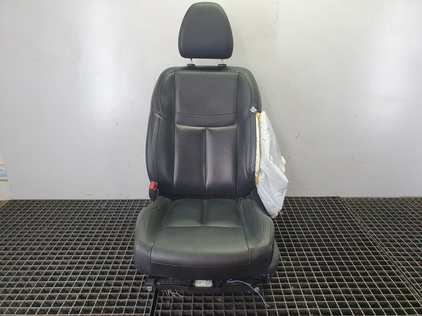 Scaun stanga fata Nissan X-Trail T32 (facelift) (2017 - 2020)