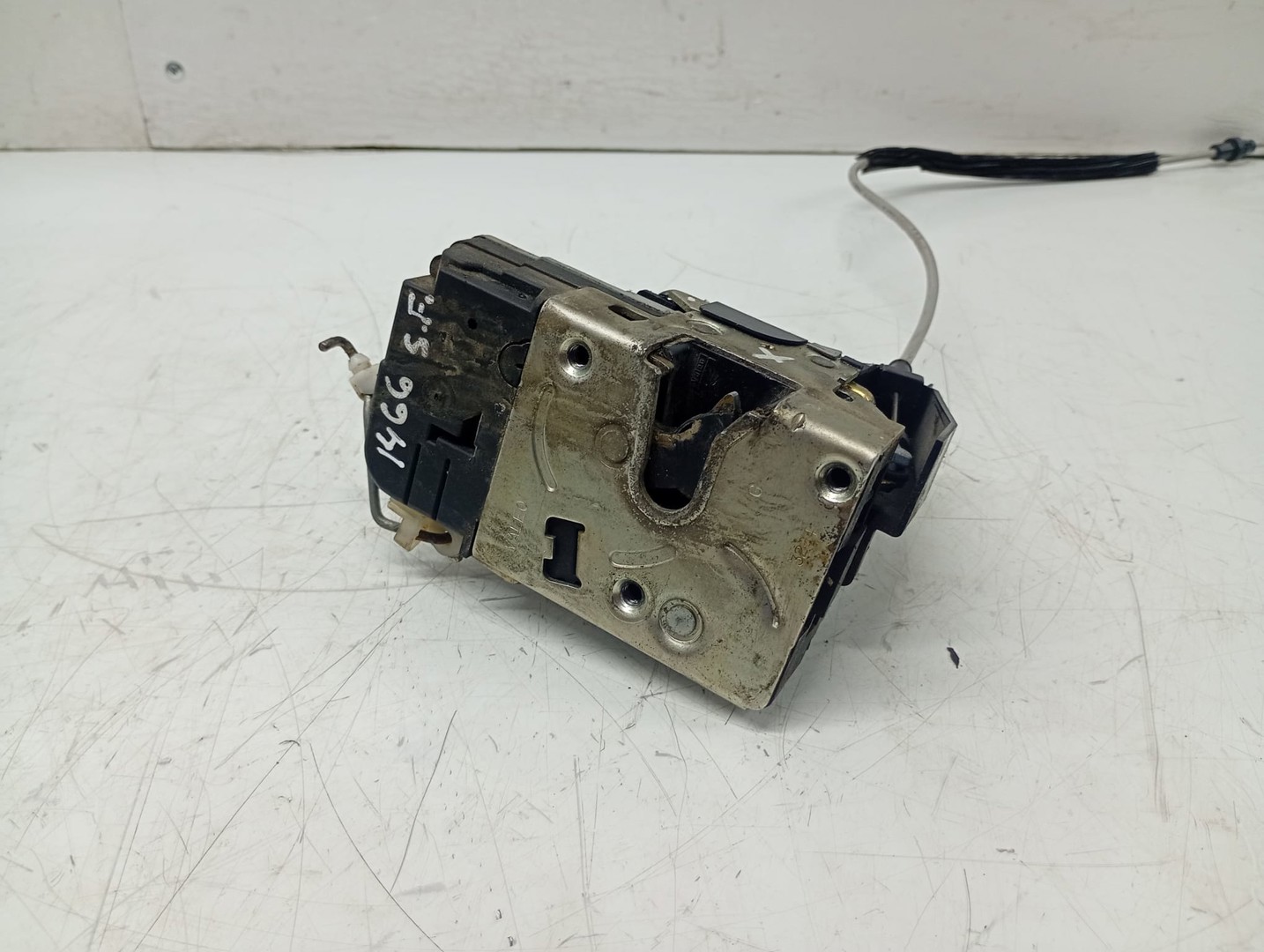 Broasca stanga fata Peugeot 307 1 (facelift) (2005 - 2008)