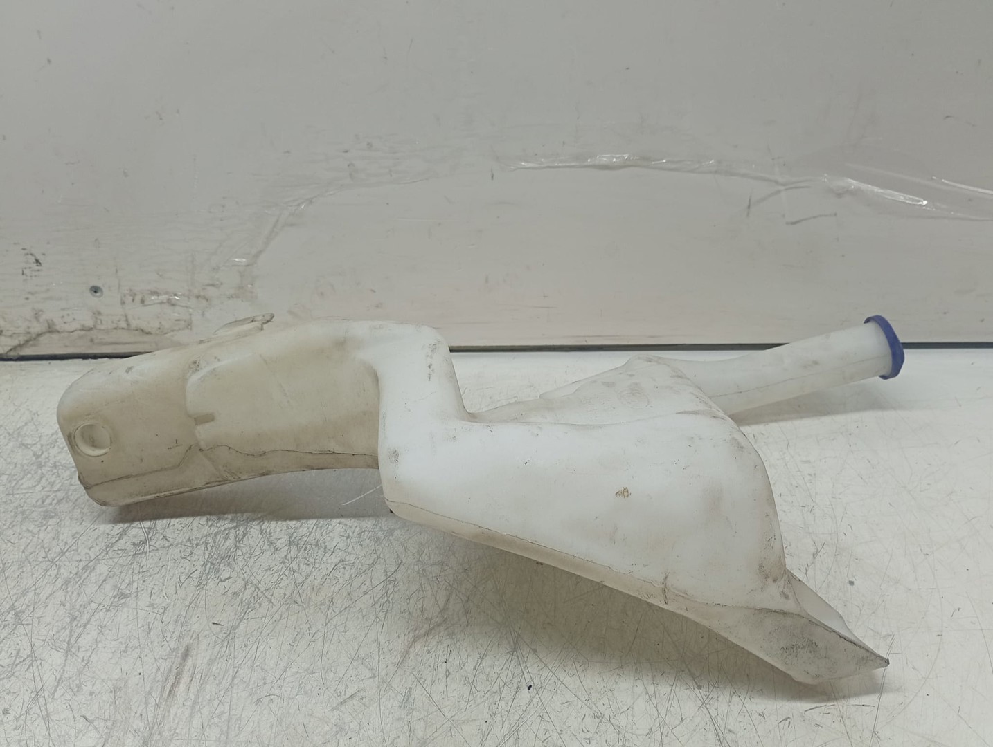 Vas lichid parbriz 8A61178613-AG Ford Fiesta 6 (2008 - 2013)