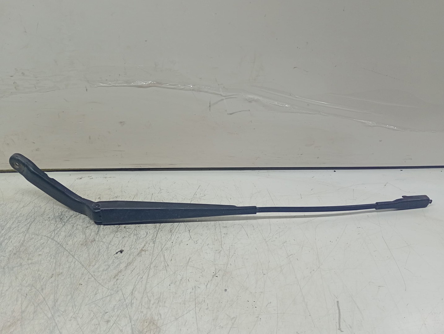 Brat stergator parbriz dreapta A0018205944 Volkswagen Crafter 1 (2006 - 2012)