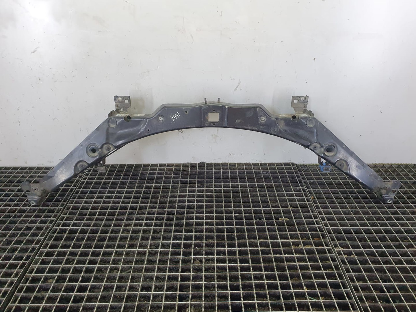 Trager 8x2310884a01 Jaguar XF X250 (2007 - 2011)