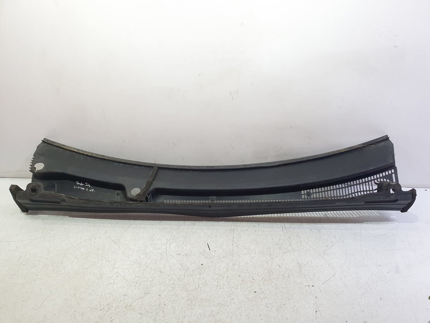 Grila stergatoare parbriz 2n11-n02228-ac Ford Fusion 1 (2005 - 2012)