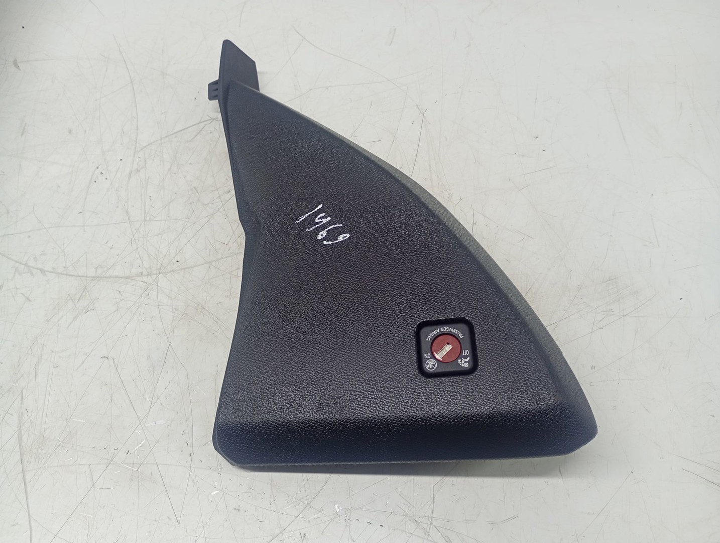 Ornament bord 9827714377 Peugeot 508 2 (2018 - 2020)