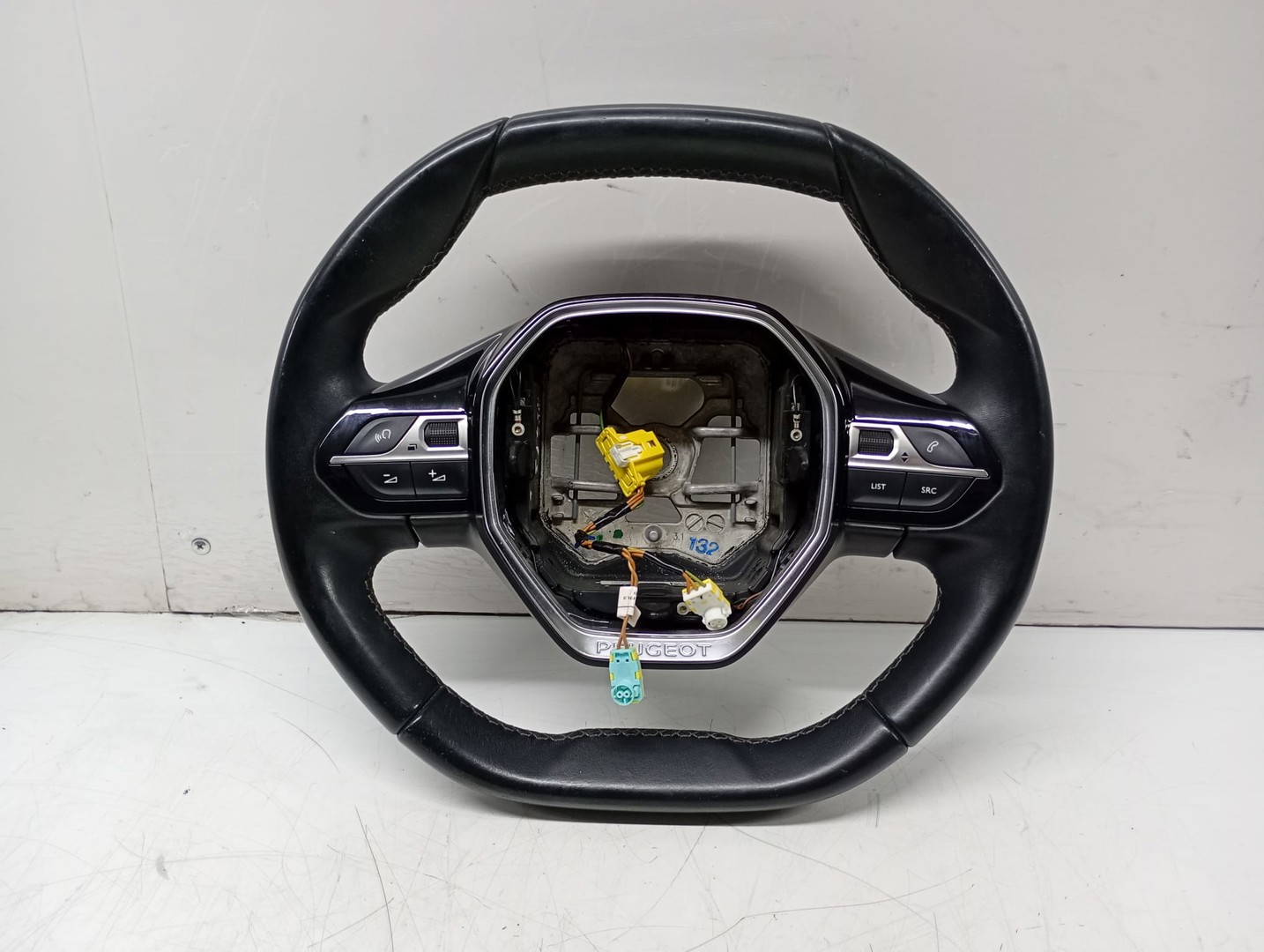 Volan in 2 spite cu comenzi 98105487au Peugeot 508 2 (2018 - 2020)