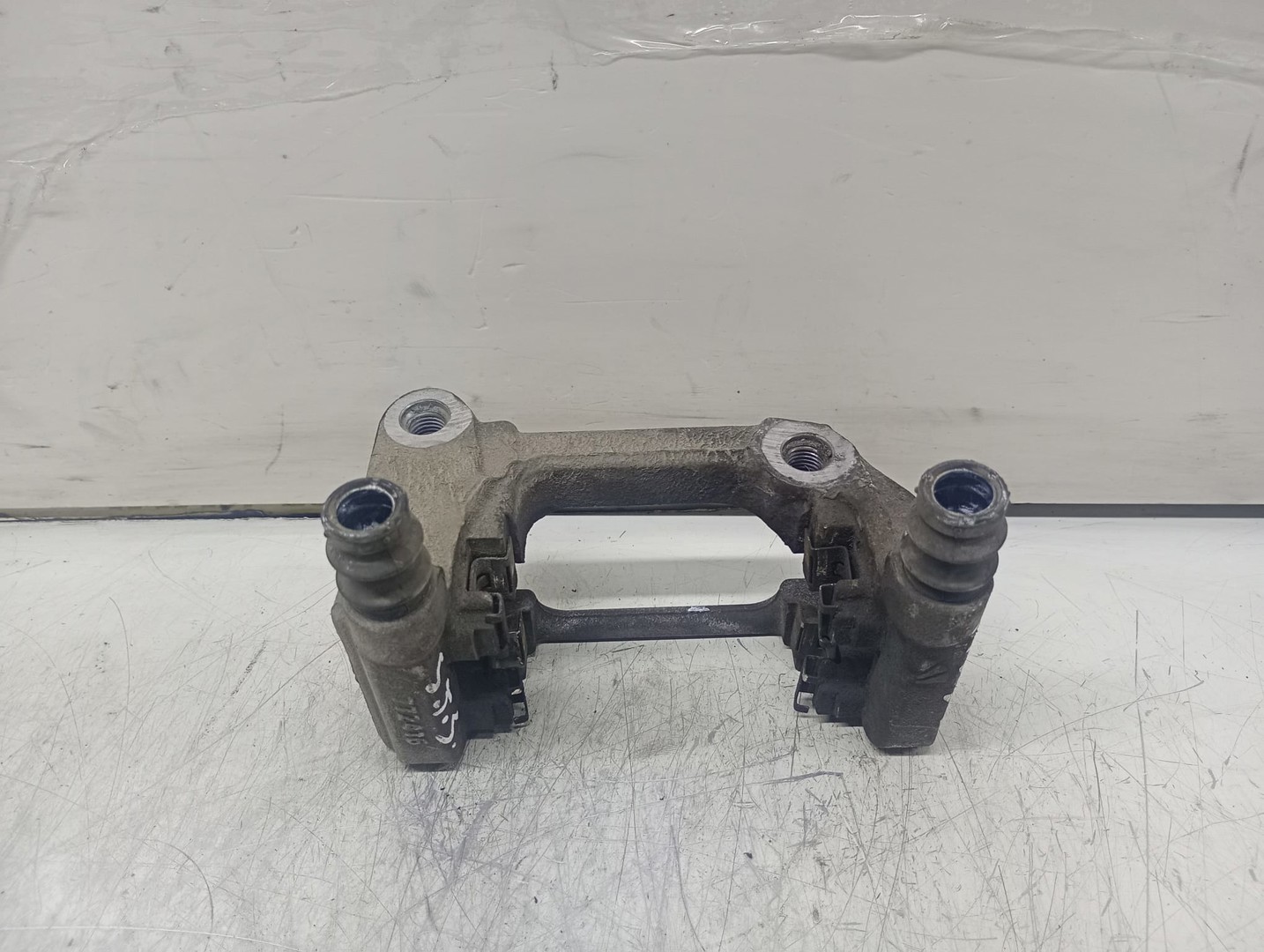 Suport etrier stanga spate 772416 Peugeot 508 2 (2018 - 2020)