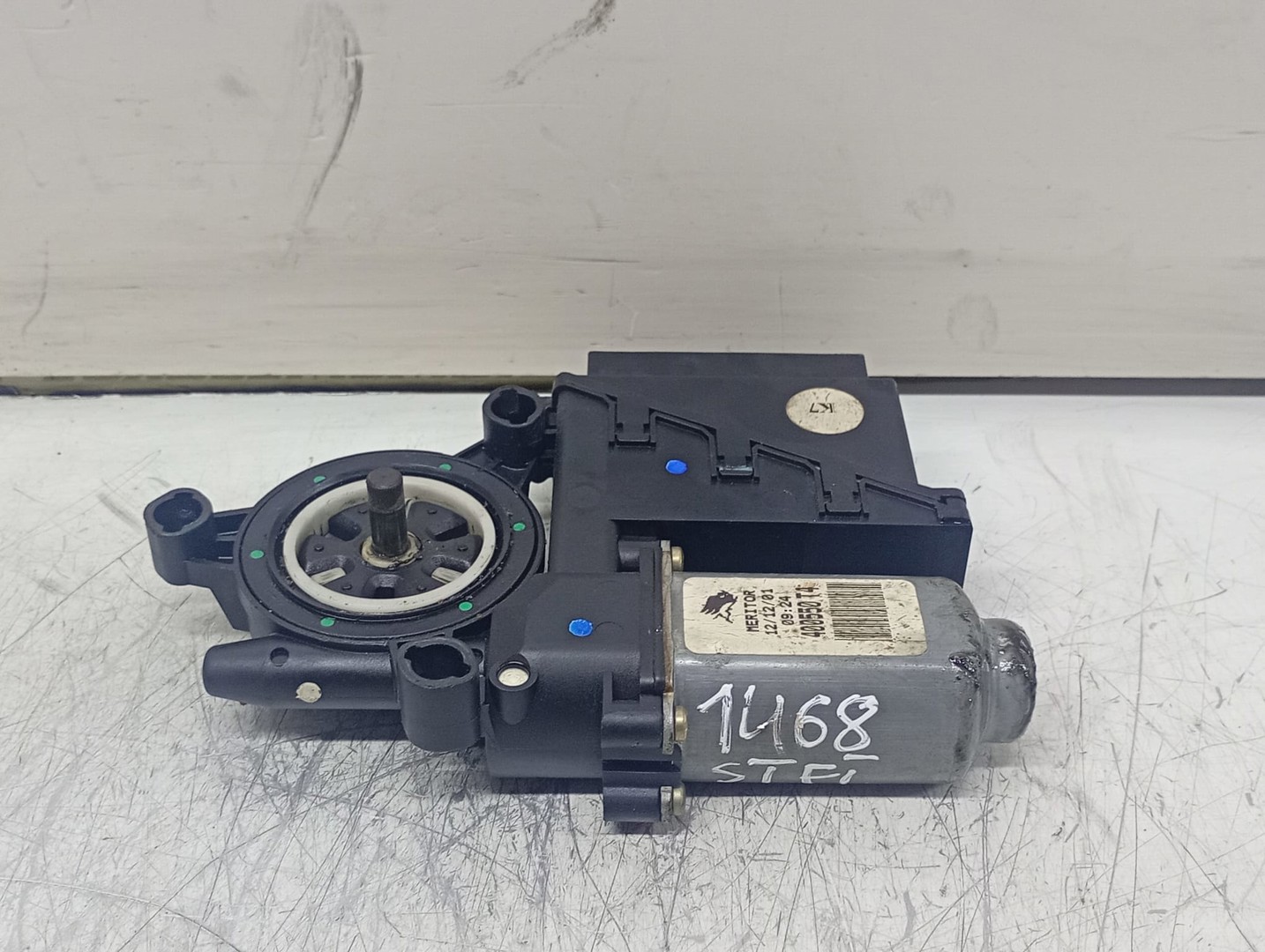Motoras geam stanga fata 601959801 Skoda Fabia 6Y (1999 - 2004)