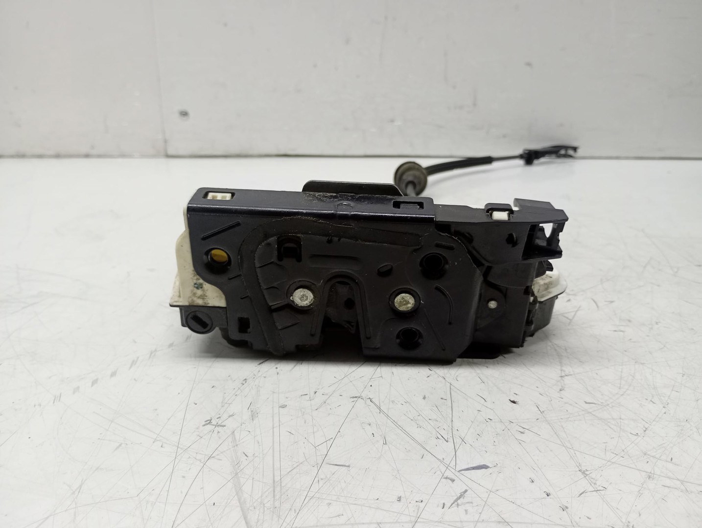 Broasca dreapta spate 5k4839016b Volkswagen Golf 6 (2008 - 2015)