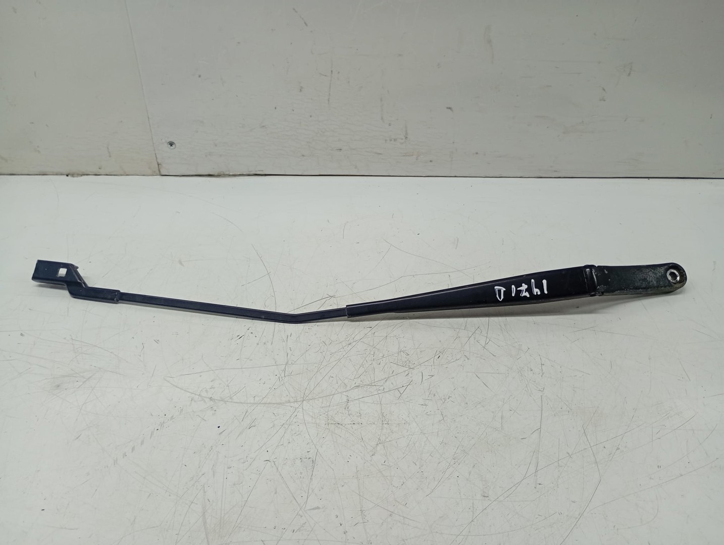 Brat stergator parbriz dreapta 1q1955410 Volkswagen Golf 6 (2008 - 2015)
