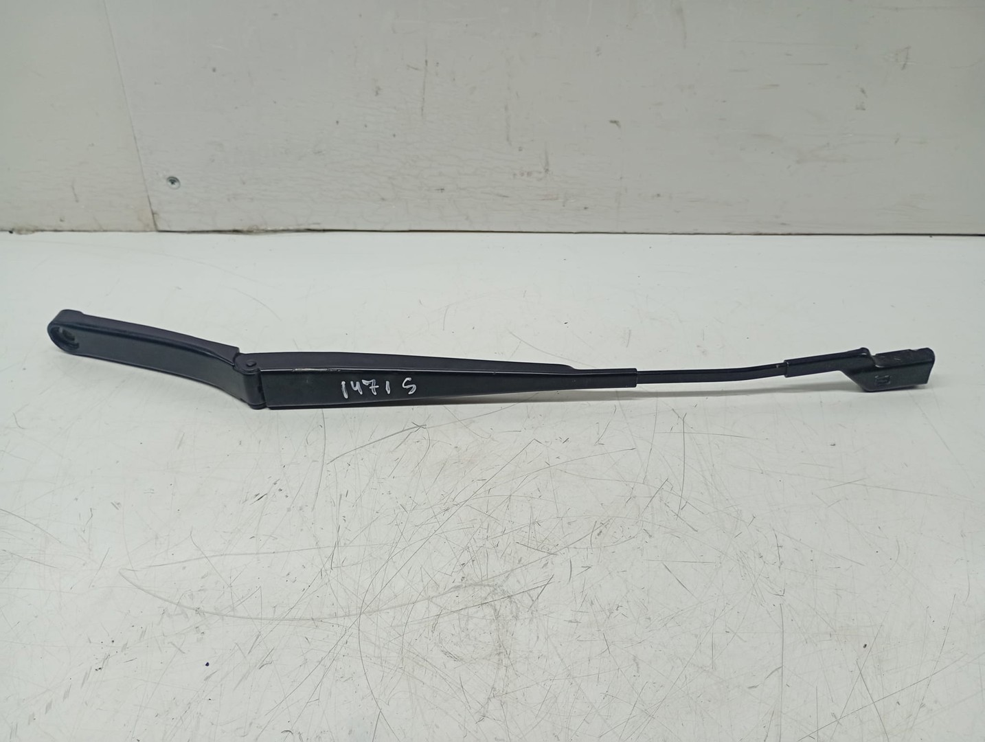 Brat stergator parbriz stanga 1q1955409 Volkswagen Golf 6 (2008 - 2015)