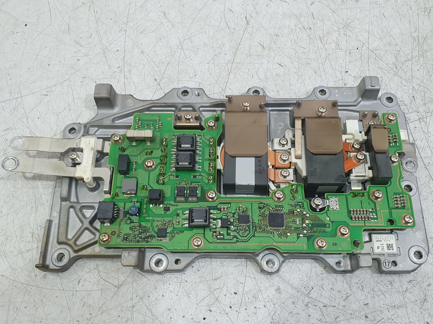 Invertor tensiune g9270-42050 cu defect Toyota RAV4 5 (XA50) (facelift) (2019 - 2026)