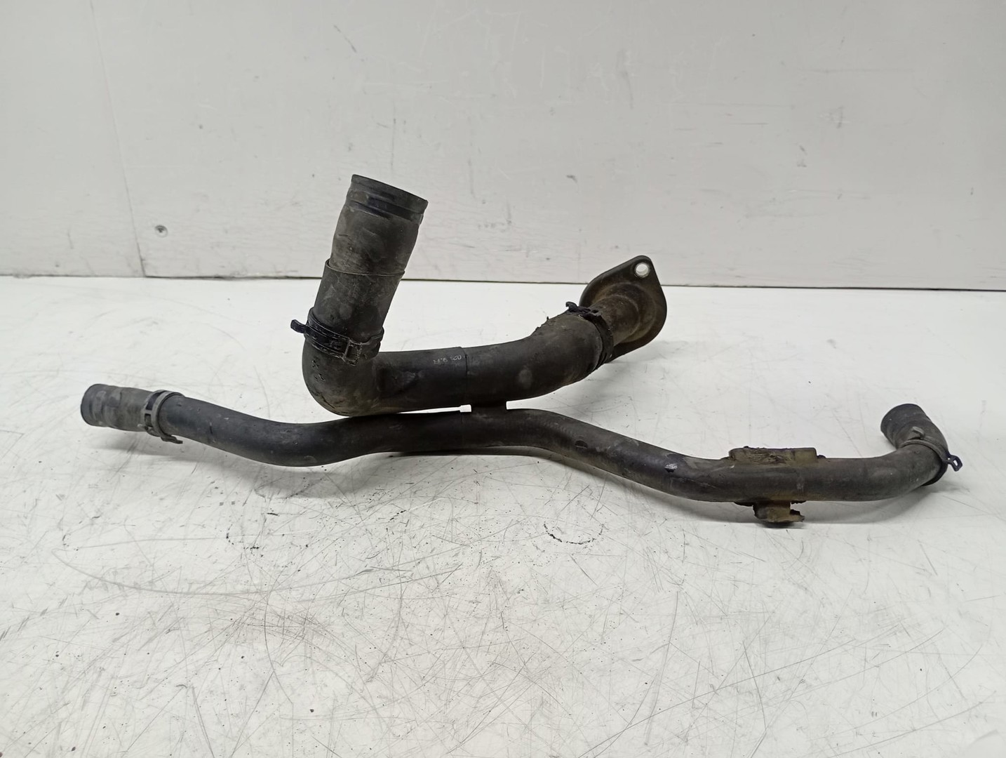 Furtun apa Volkswagen Golf 6 (2008 - 2015)