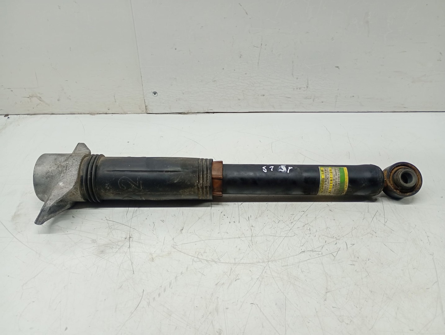Amortizor spate 4853042140 Toyota RAV4 5 (XA50) (facelift) (2019 - 2026)