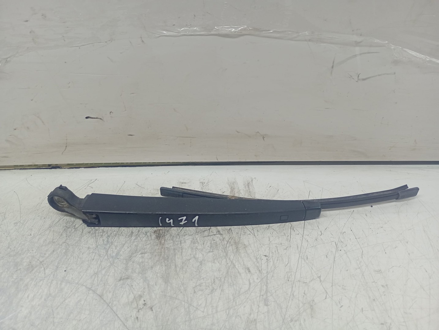 Brat stergator luneta Volkswagen Golf 6 (2008 - 2015)