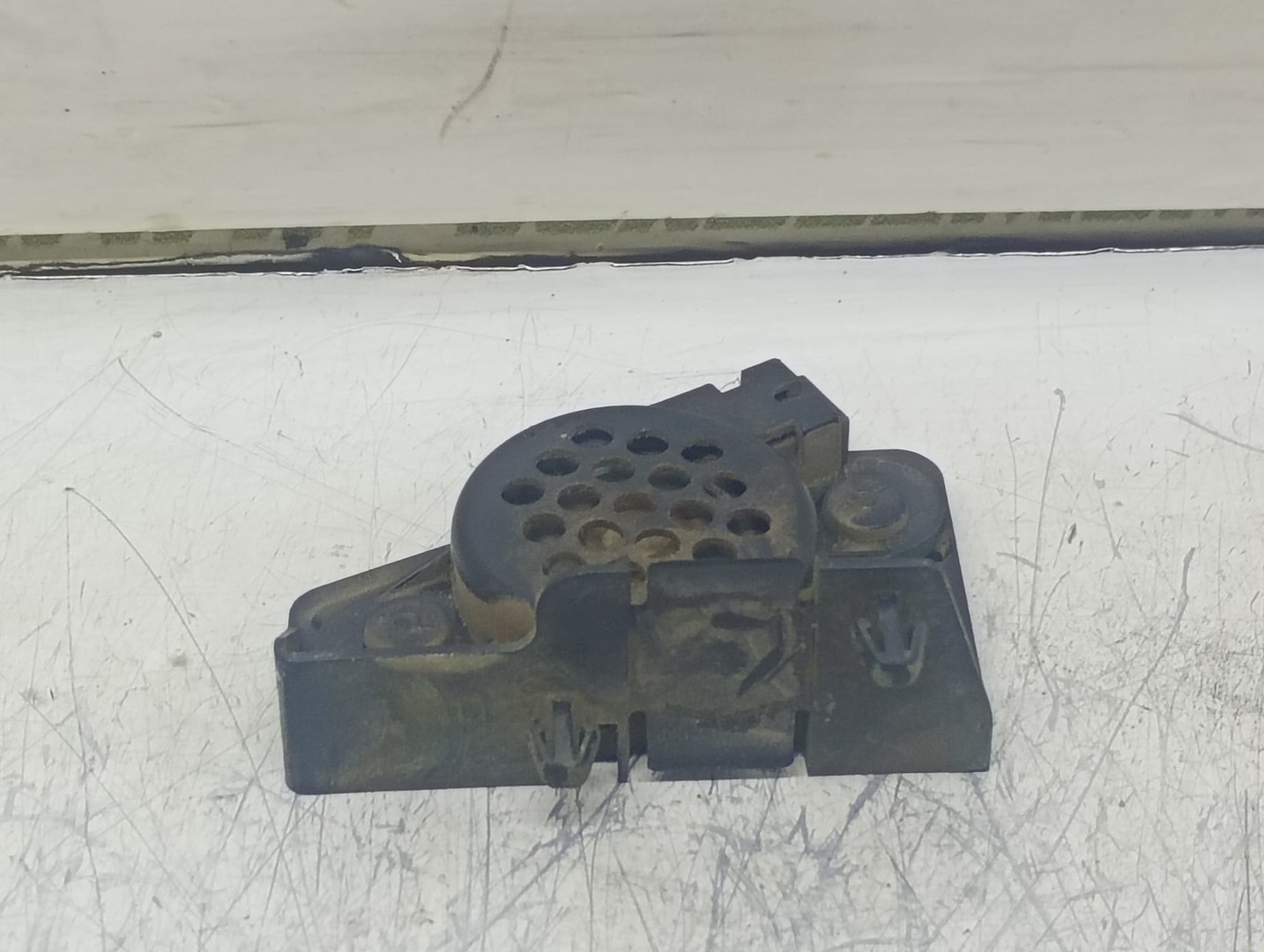 Buzzer senzori parcare 5K6971502A Volkswagen Golf 6 (2008 - 2015)