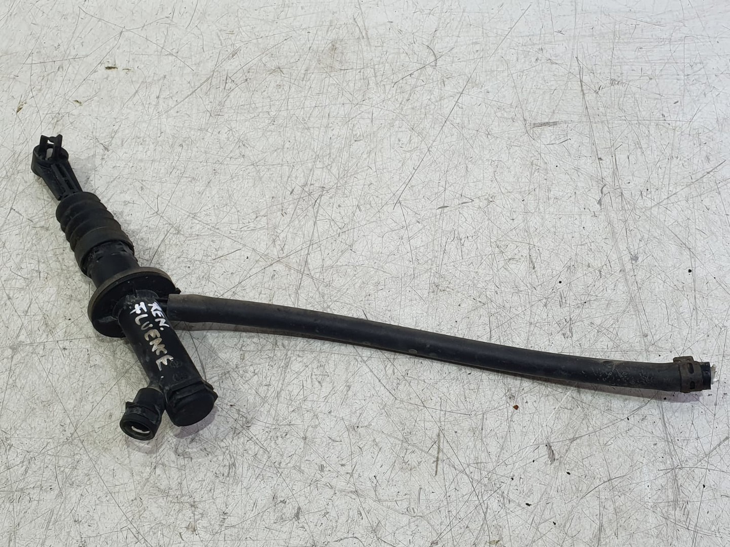 Pompa ambreiaj 306101808r Renault Fluence 1 (2009 - 2013)