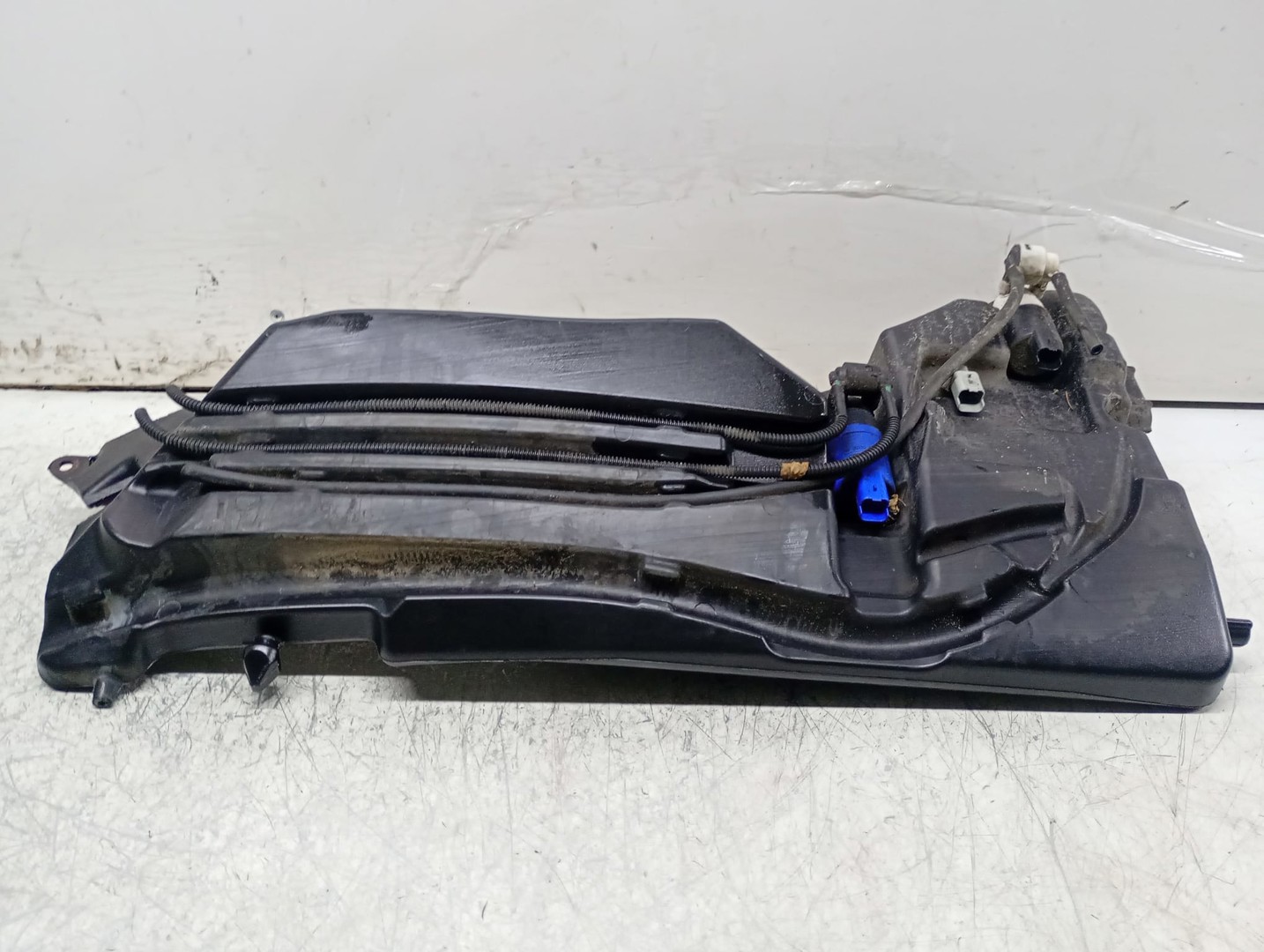 Vas lichid parbriz 9801910880 Citroen C4 Picasso 2 (2013 - 2017)