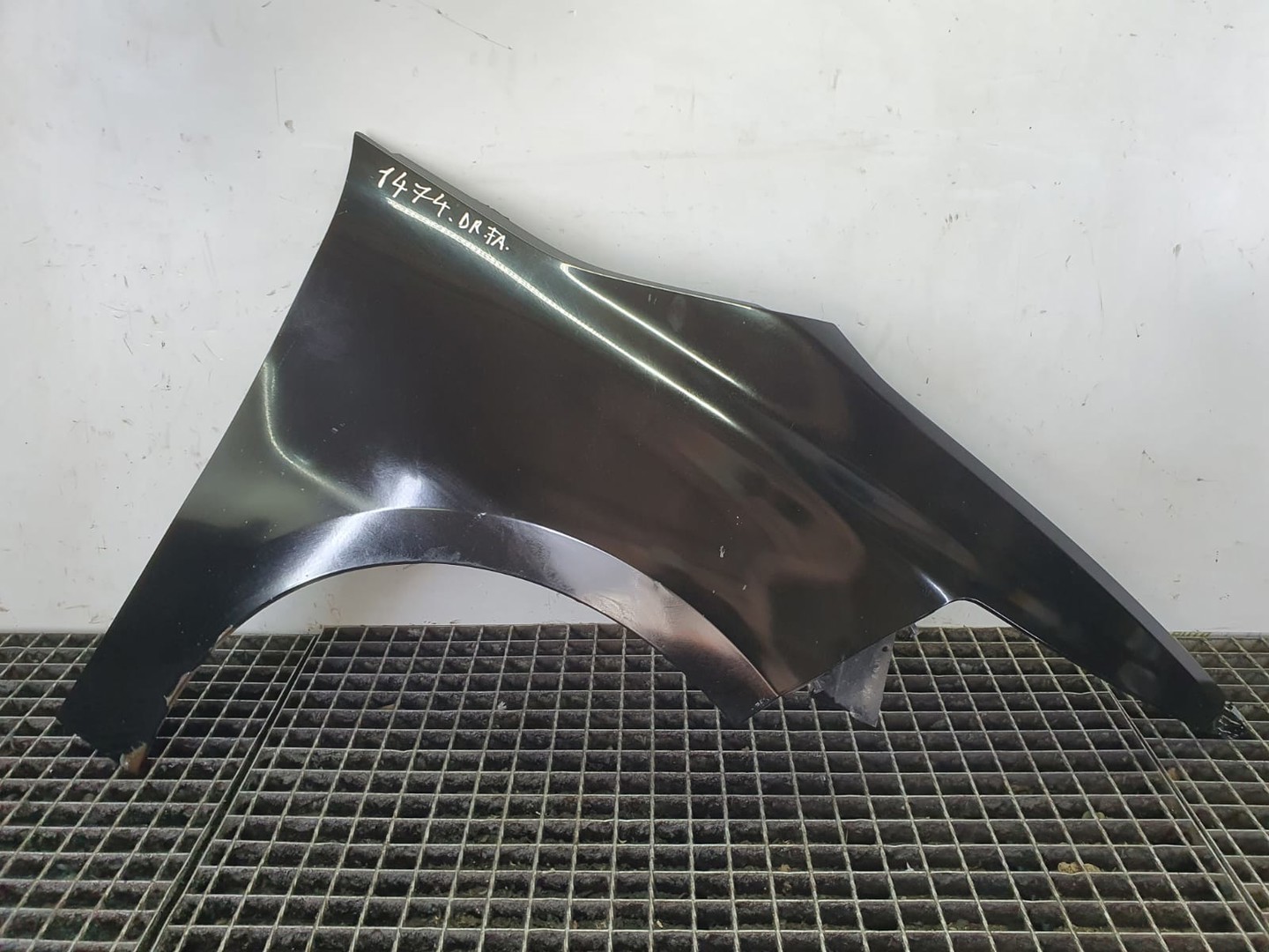 Aripa dreapta fata Citroen C4 Picasso 2 (2013 - 2017)