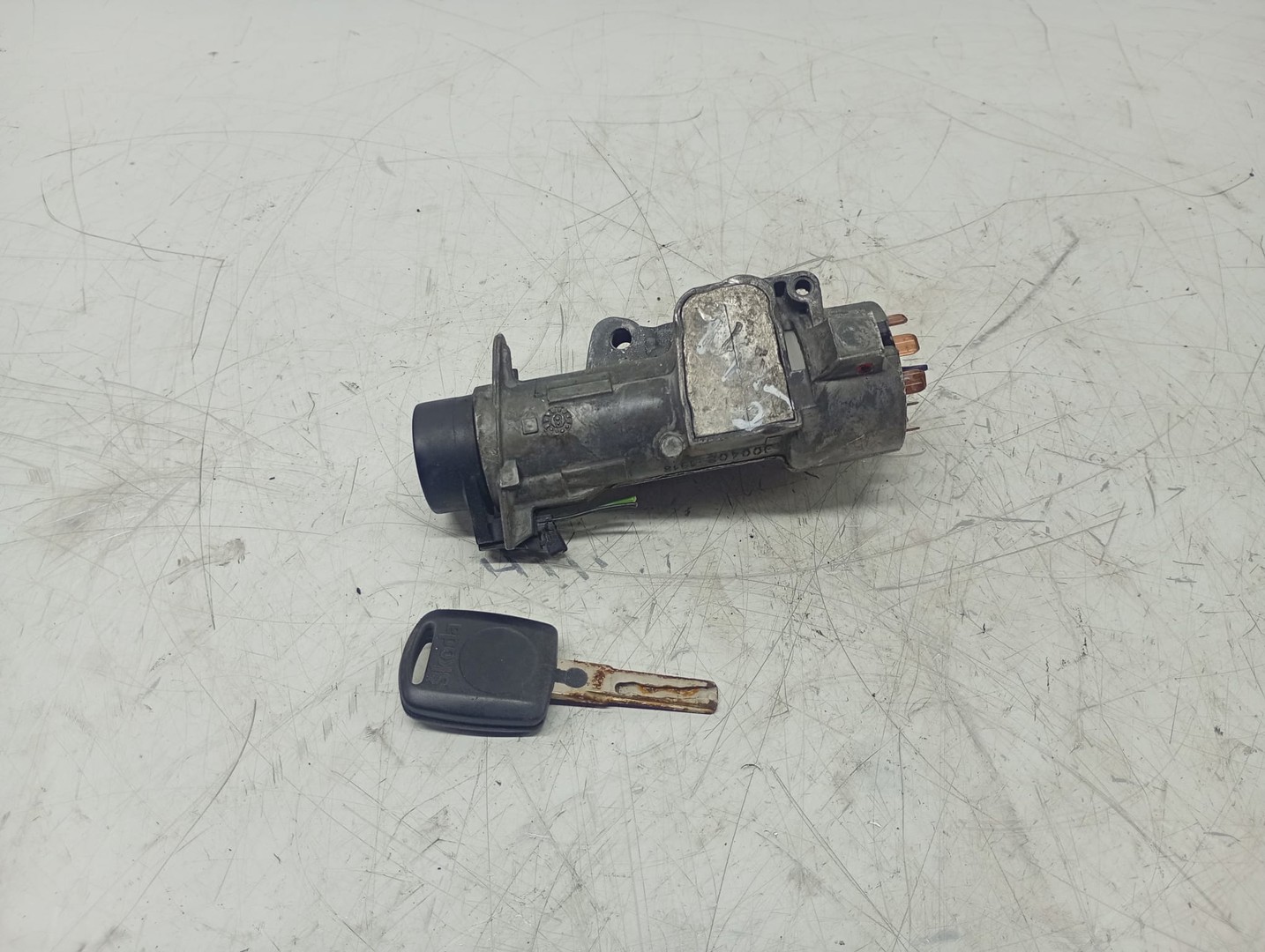 Contact cu cheie 4b0905851c Skoda Fabia 5J (2007 - 2010)