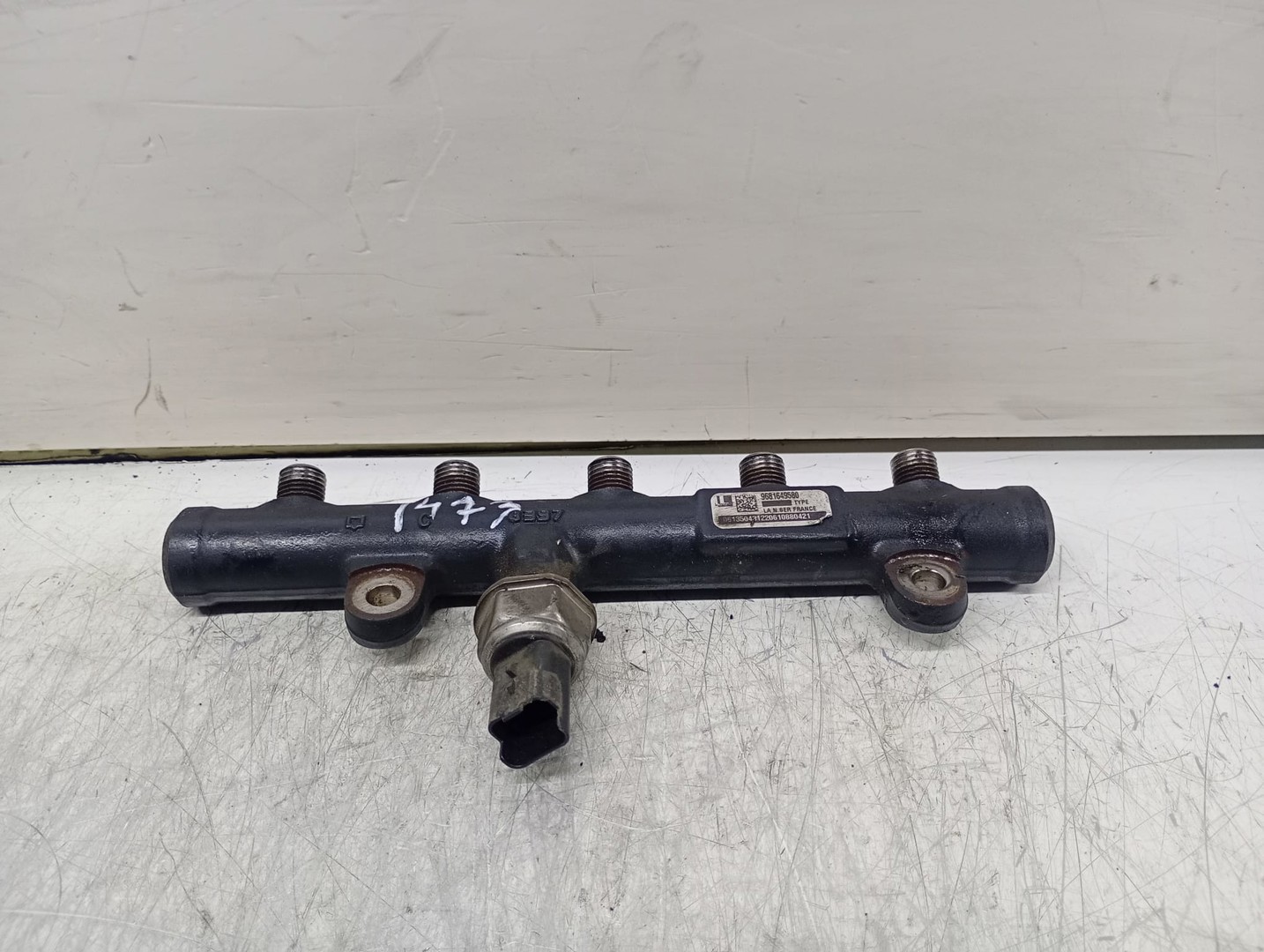 Rampa injectoare 9681649580 Peugeot 407 1 (2004 - 2010)