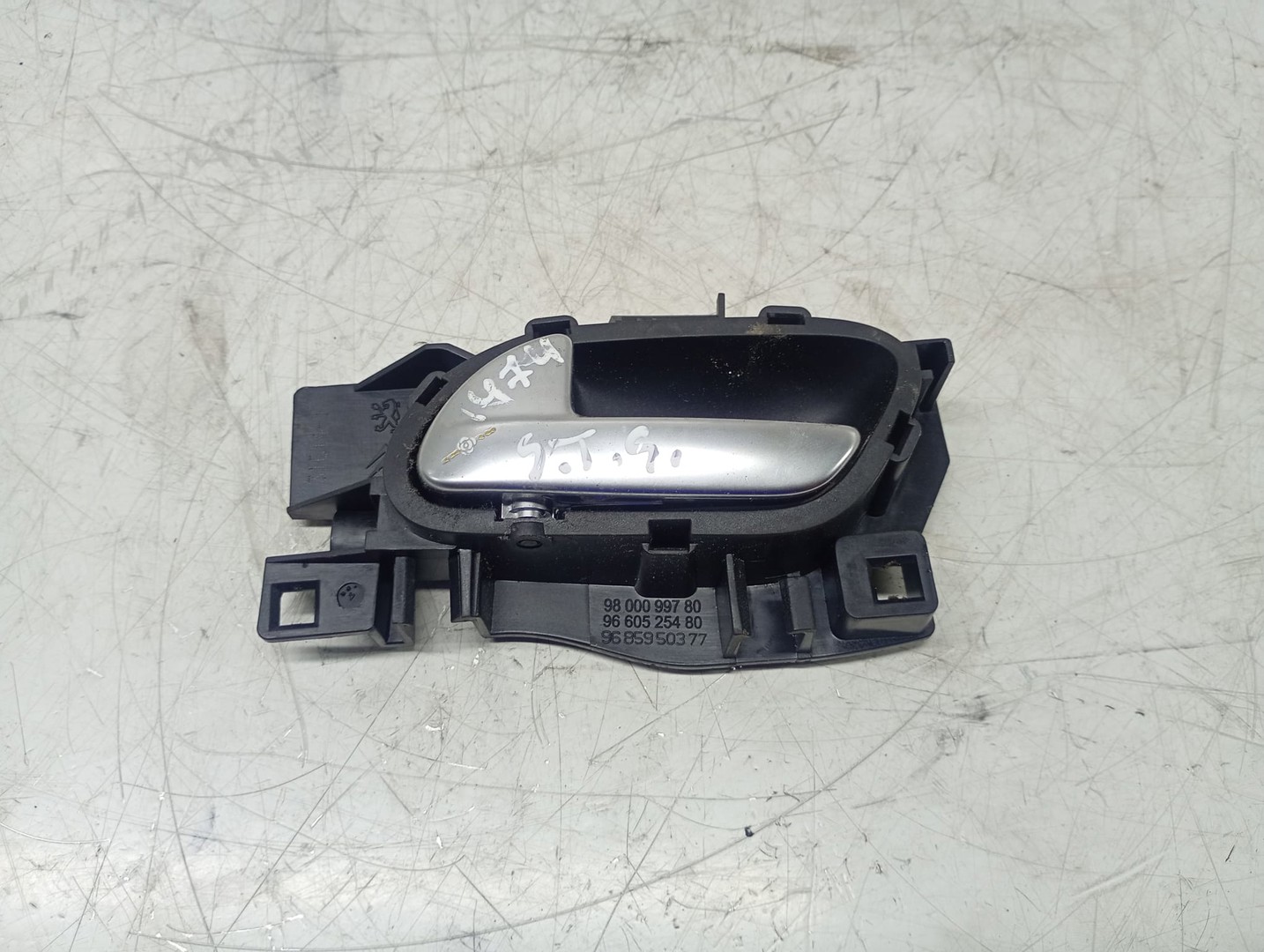 Maner interior stanga spate 9800099780 Citroen C4 Picasso 2 (2013 - 2017)