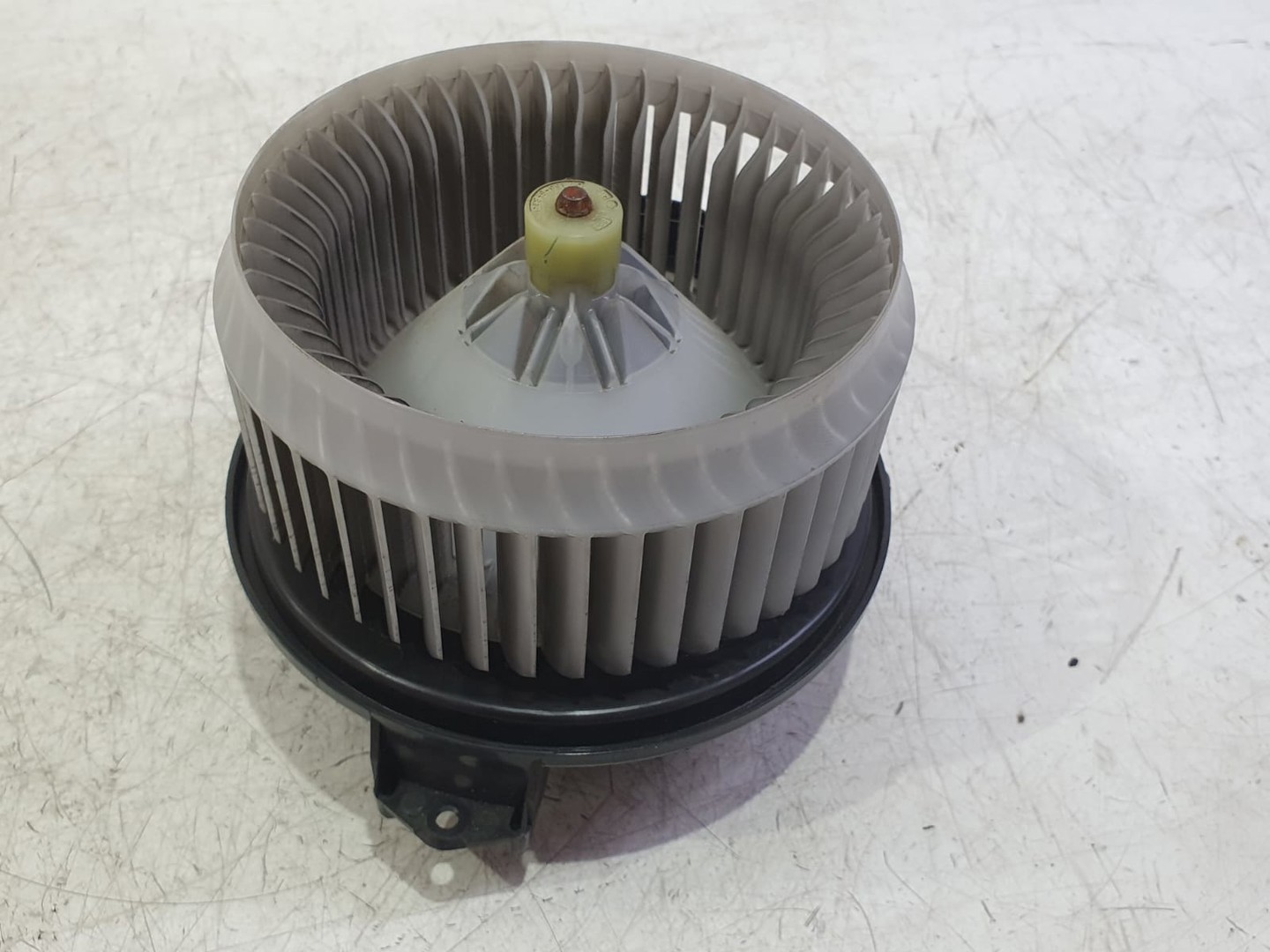 Motoras aeroterma av272700-5152 Toyota Corolla E160 (2012 - 2016)