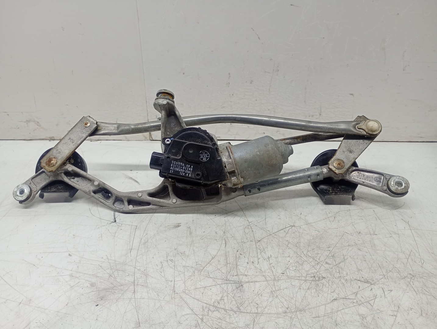 Ansamblu stergatoare parbriz 8511002340 Toyota Corolla E160 (2012 - 2016)
