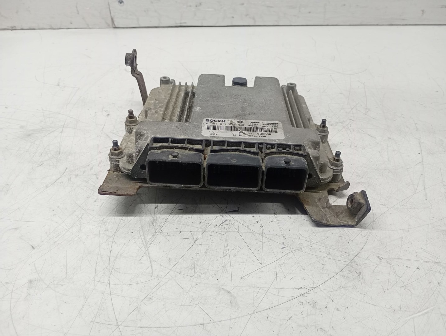 Calculator motor ECU 237100966r Renault Latitude 1 (2010 - 2014)