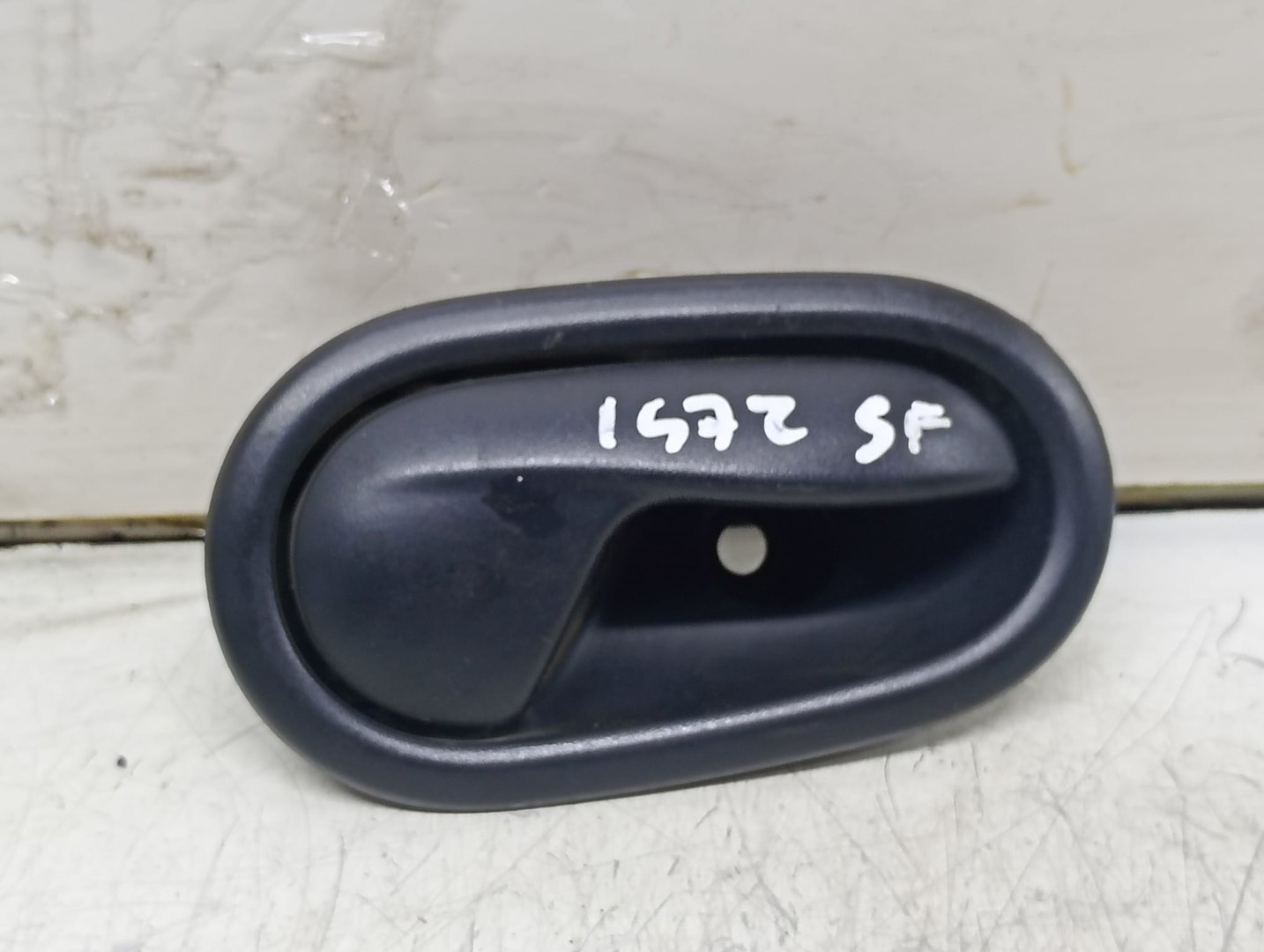Maner interior stanga fata 826721919R Dacia Sandero 2 (2013 - 2016)