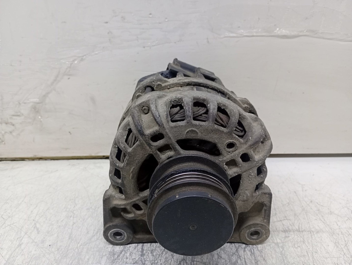Alternator F000BL0458 Dacia Sandero 2 (2013 - 2016)