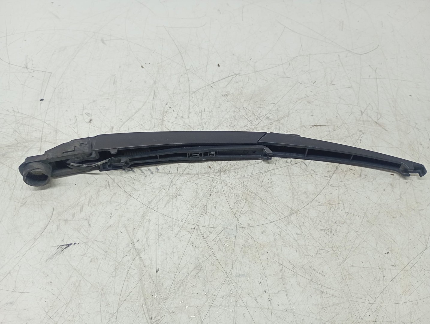 Brat stergator luneta Dacia Sandero 2 (2013 - 2016)