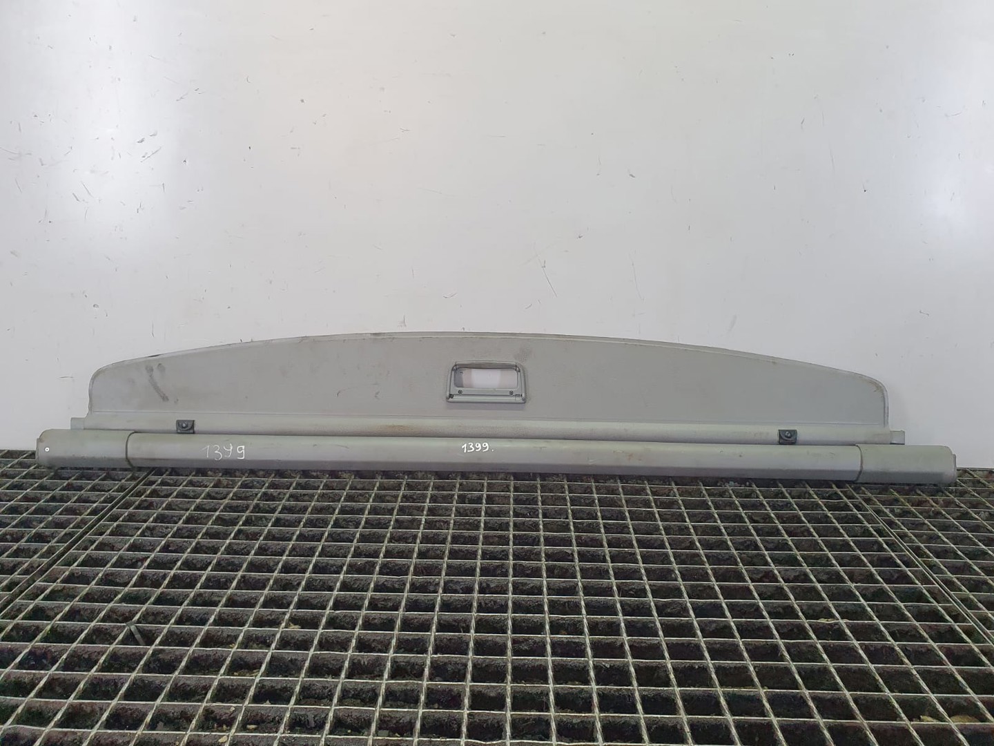 Rulou portbagaj 1t0867799a Volkswagen Touran 1 (facelift) (2006 - 2010)