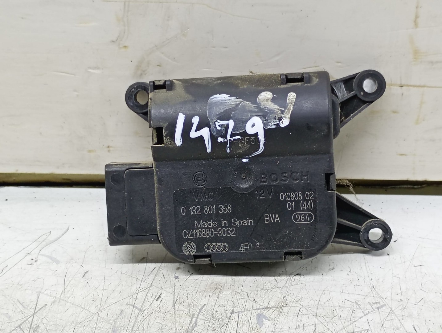 Motoras clapeta mixaj aer 0132801358 Audi A6 4F/C6 (facelift) (2008 - 2011)