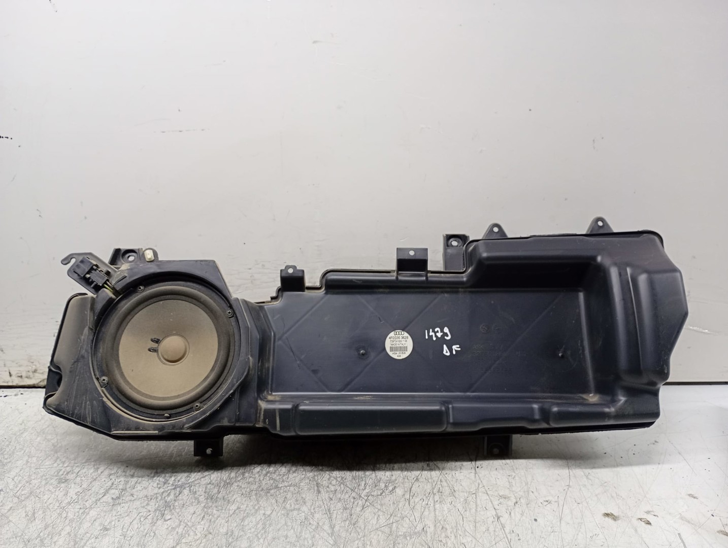 Subwoofer 4F0035382B Audi A6 4F/C6 (facelift) (2008 - 2011)