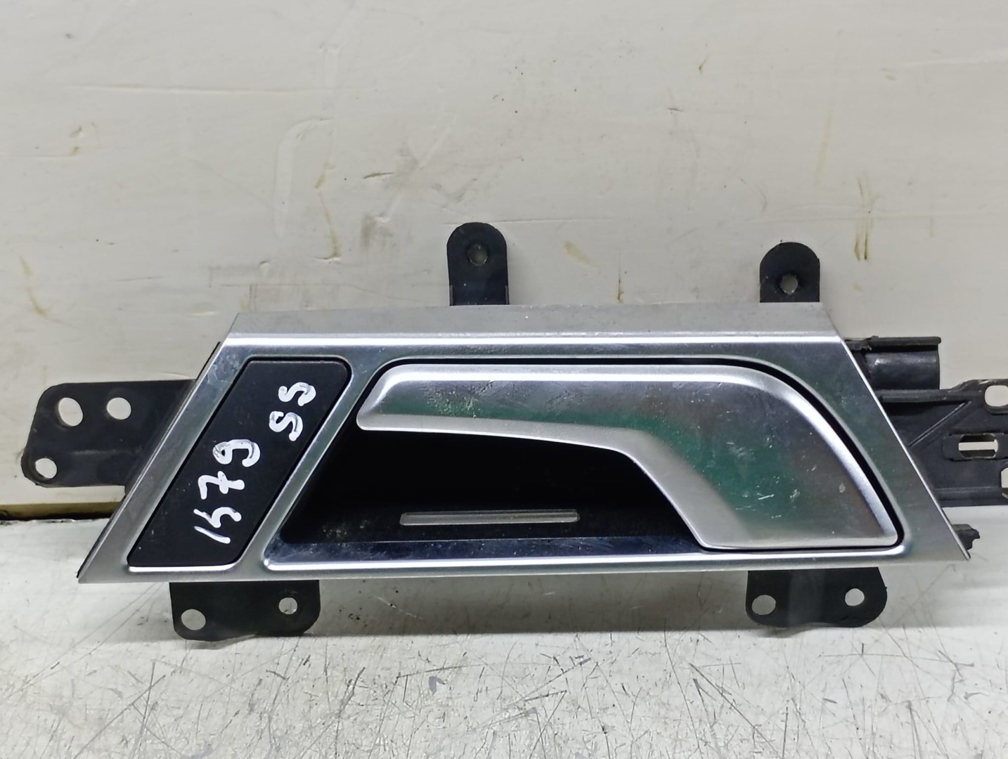 Maner interior stanga spate 4F0839019F Audi A6 4F/C6 (facelift) (2008 - 2011)