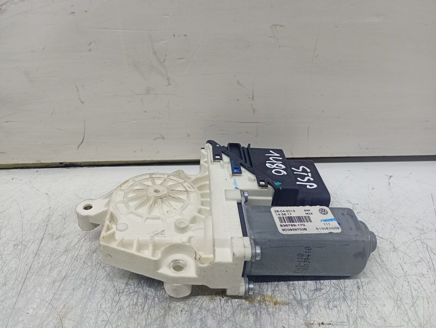 Motoras geam stanga spate 3C0959703B Volkswagen Jetta 6 (2010 - 2014)