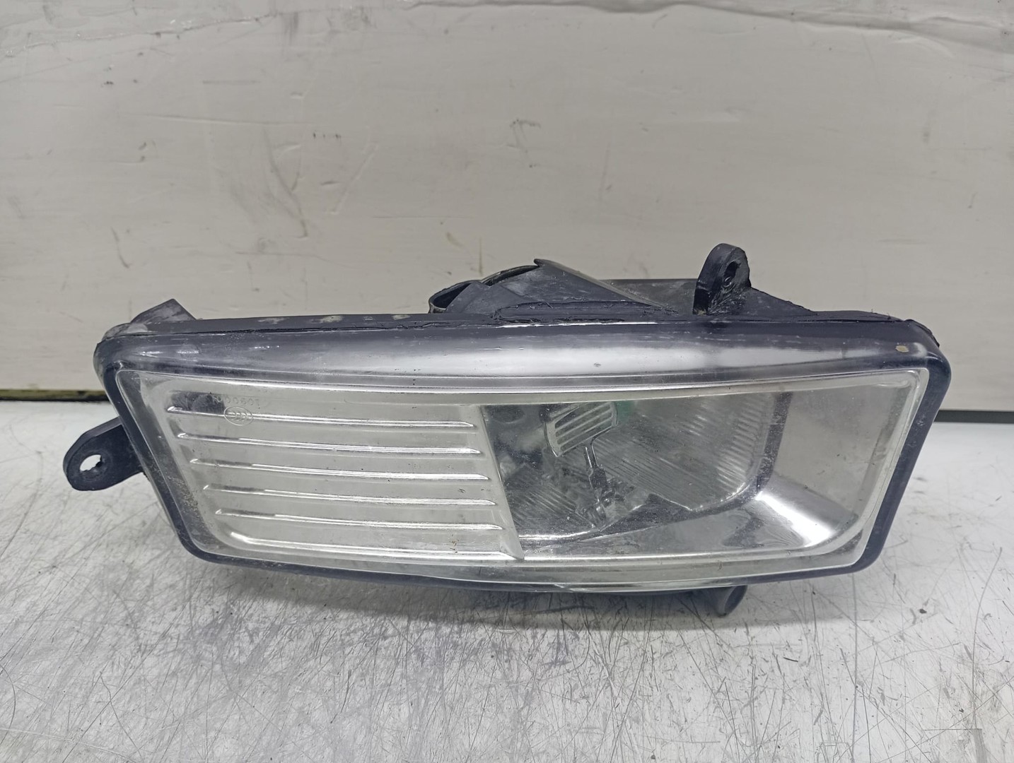 Proiector ceata stanga Audi A6 4F/C6 (facelift) (2008 - 2011)