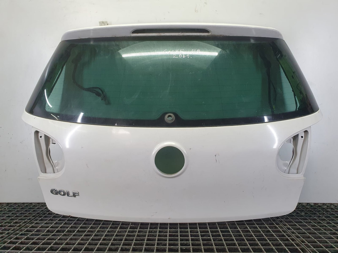 Haion 1k6827159 Volkswagen Golf 5 (2003 - 2009)