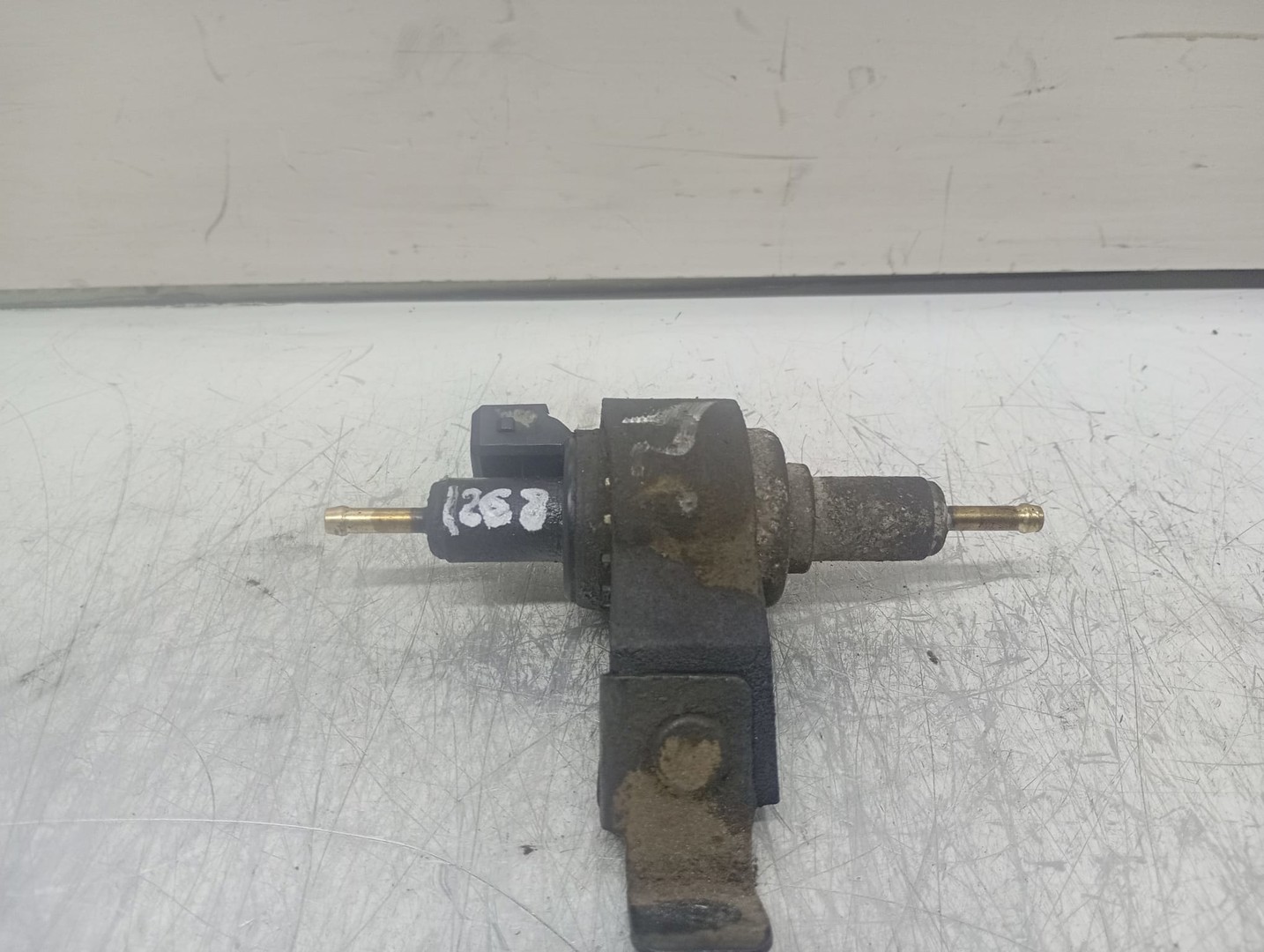 Pompa combustibil 9012868C Volkswagen Transporter T5 (2003 - 2009)