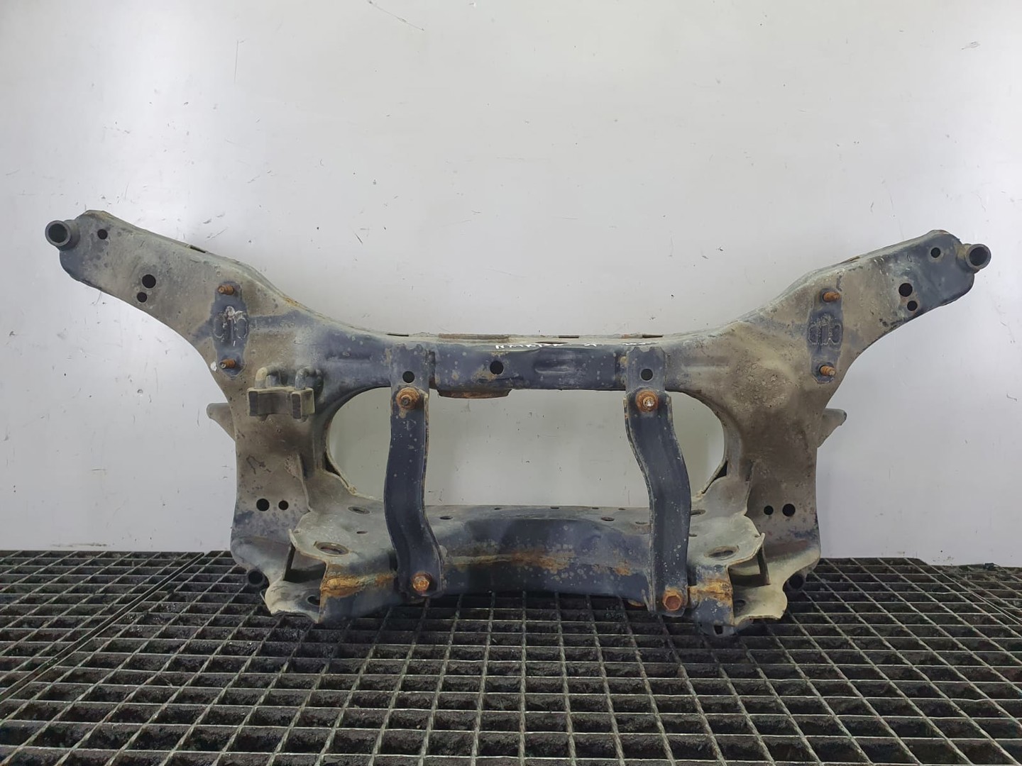 Punte spate Nissan X-Trail T32 (2013 - 2020)