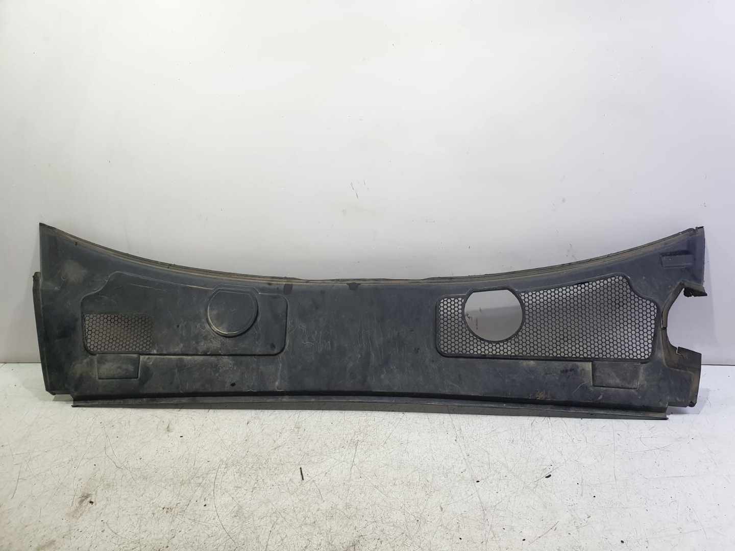 Grila stergatoare parbriz 4f1819447 Audi A6 4F/C6 (facelift) (2008 - 2011)