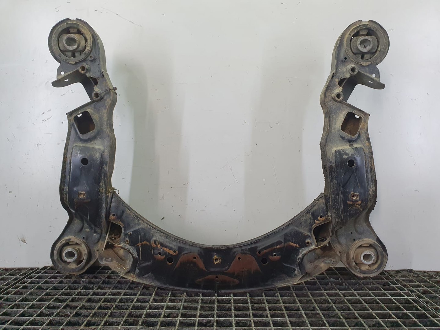 Cadru motor Audi A6 4F/C6 (facelift) (2008 - 2011)