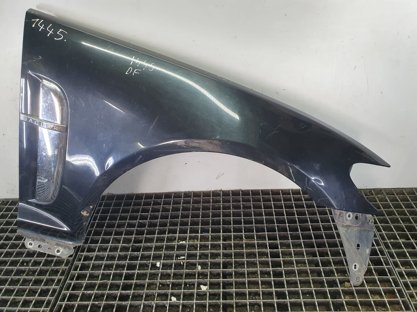 Aripa dreapta fata Jaguar XF X250 (2007 - 2011)