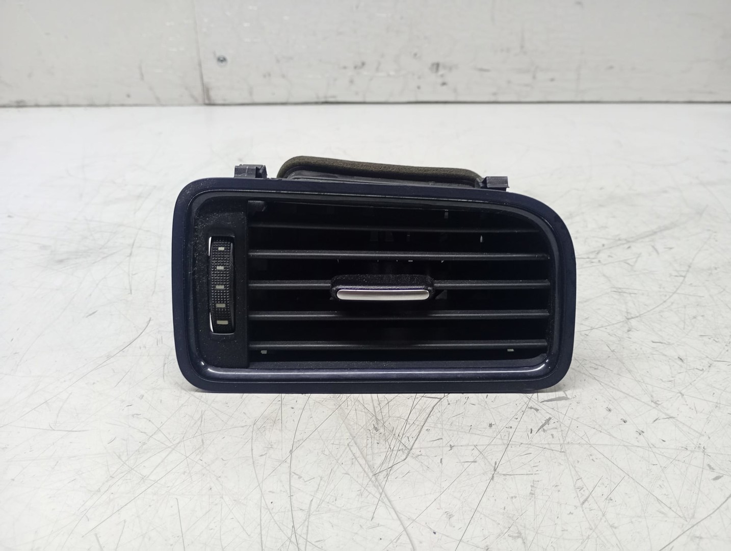 Grila ventilatie 5c6819704 Volkswagen Jetta 6 (2010 - 2014)