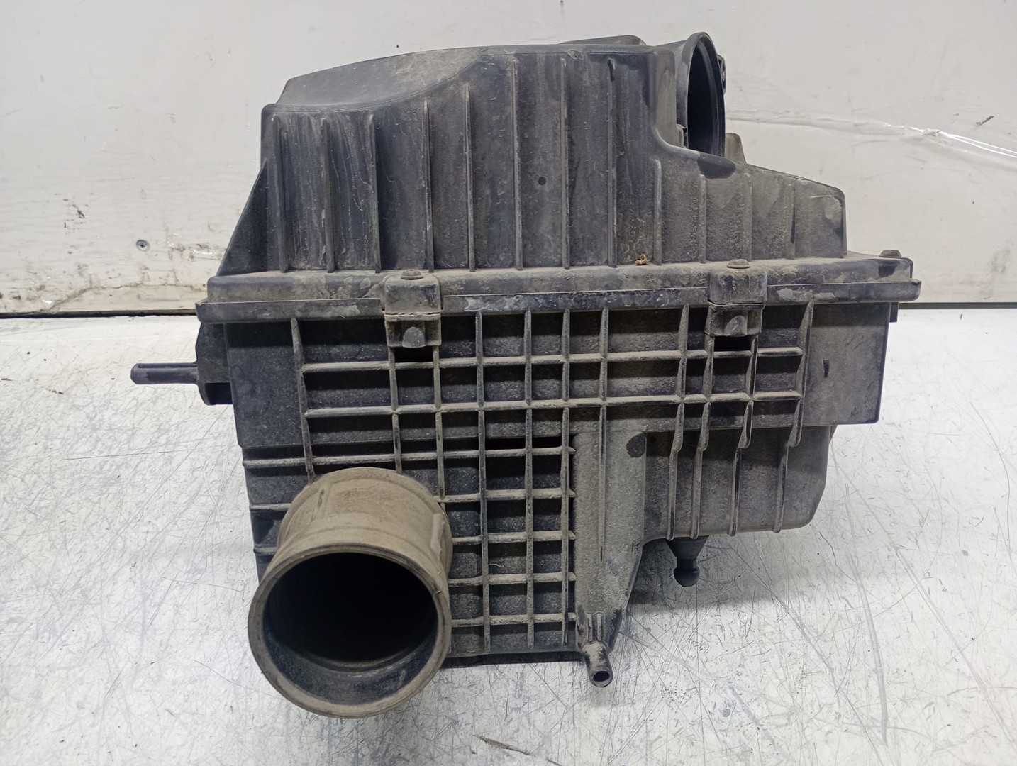 Carcasa filtru aer 8200751534 cu defect Renault Master 3 (2010 - 2015)
