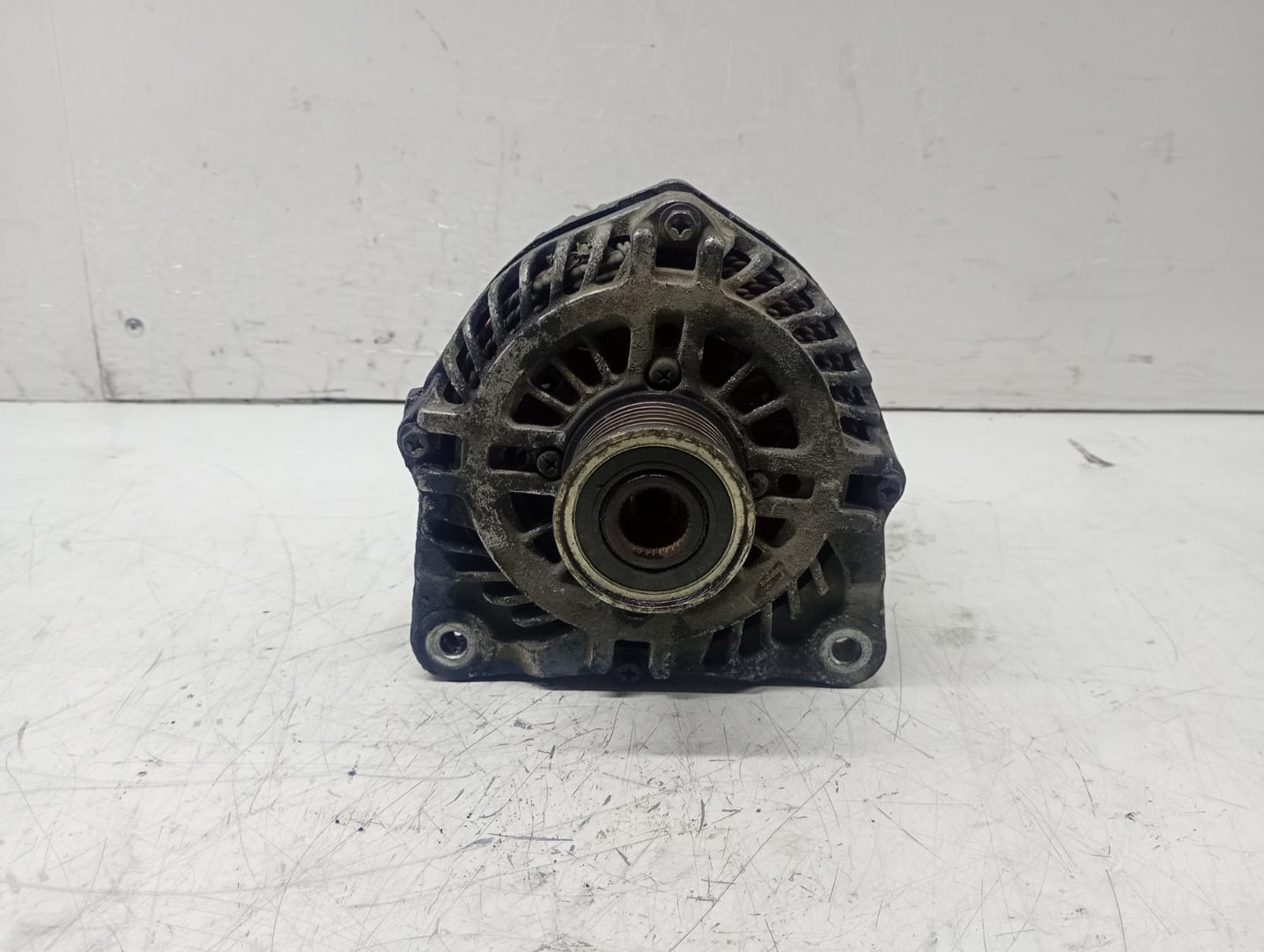 Alternator 231008137r Renault Master 3 (2010 - 2015)